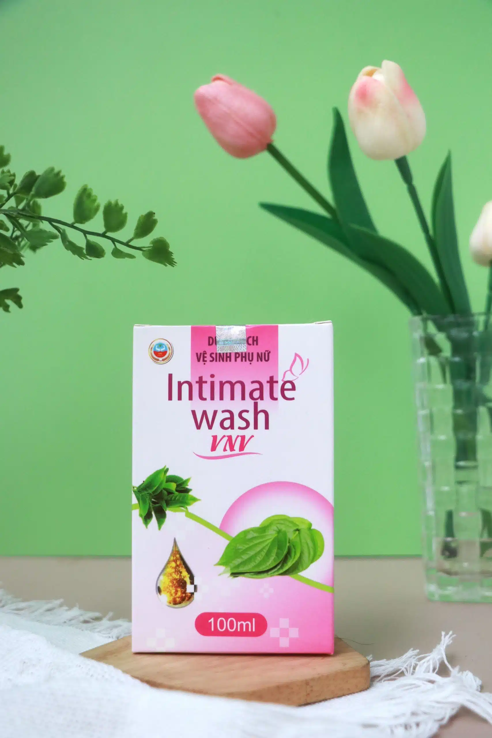 Dung dịch vệ sinh phụ nữ VNV 3 Dung dịch vệ sinh phụ nữ VNV - Hình ảnh 3